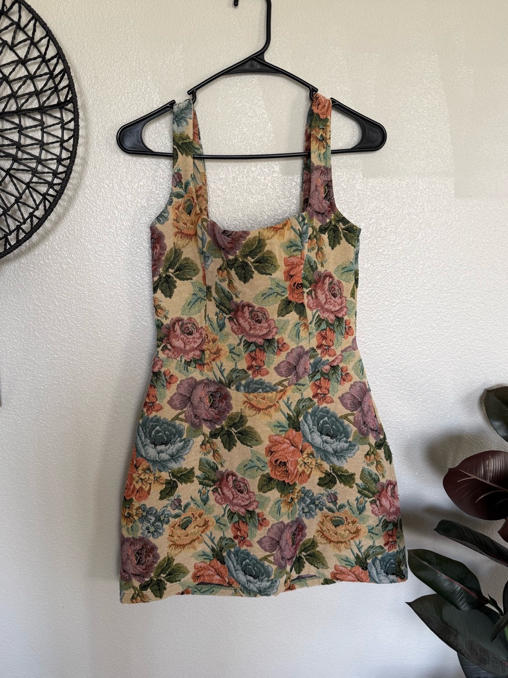 ✨ NWT PrettyLittleThing Stone Floral Twill Bodycon Mini Dress Size Small 4